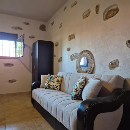 فيلة Stone Hill -villas Nea Irakleitsa كافالا