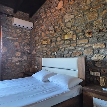 Stone Hill -villas Nea Irakleitsa فيلة كافالا