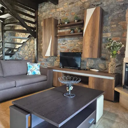 فيلة Stone Hill -villas Nea Irakleitsa كافالا