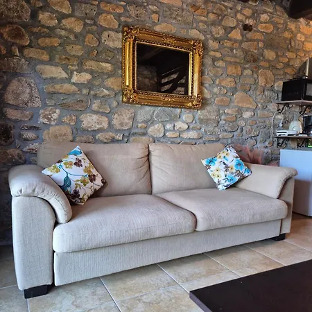 فيلة Stone Hill -villas Nea Irakleitsa