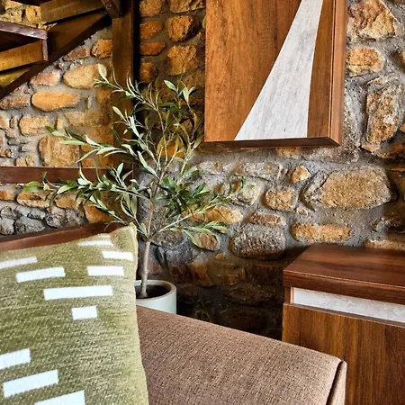Stone Hill -villas Nea Irakleitsa فيلة